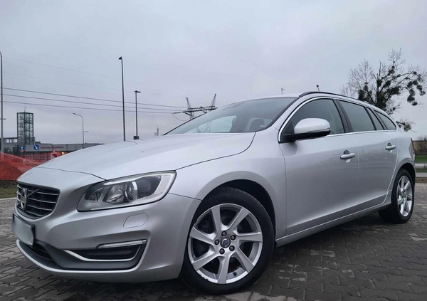 Volvo V60 cena 35900 przebieg: 270000, rok produkcji 2014 z Gołańcz małe 211